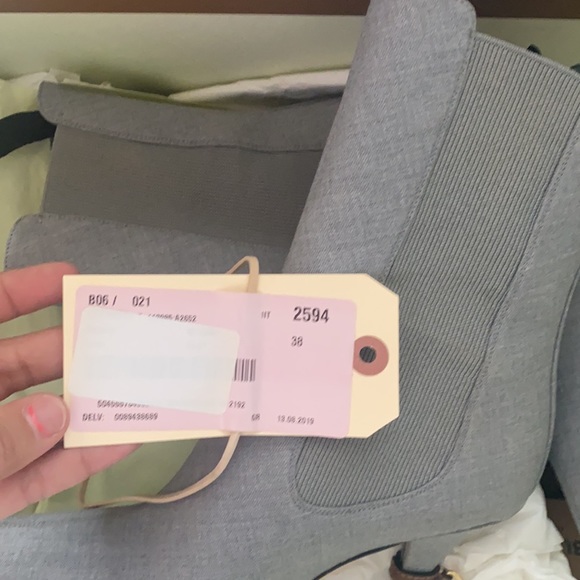 Burberry ankle boot - Picture 2 of 6